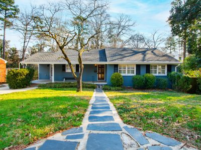 1206 Canterbury Rd, Raleigh, NC, 27608