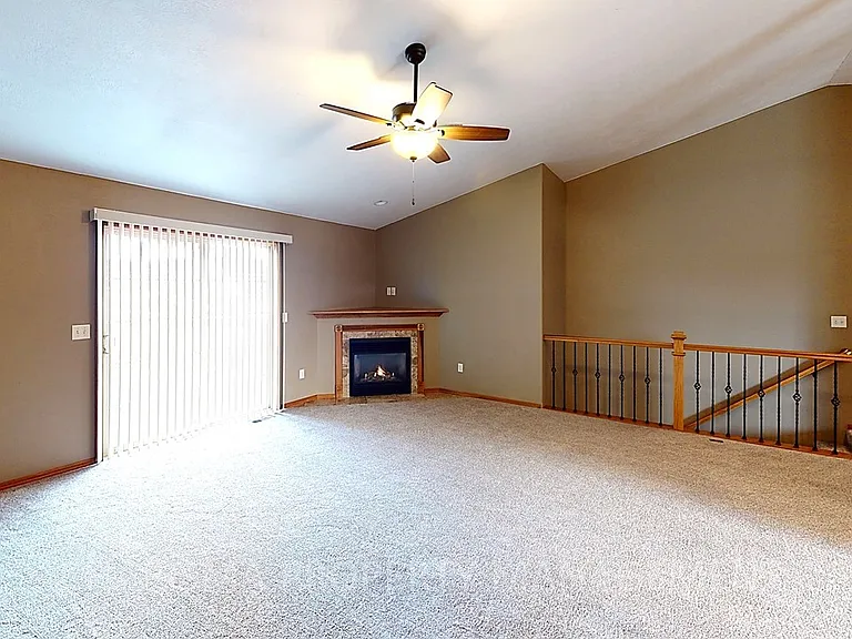 Horizon Properties — Photo 51