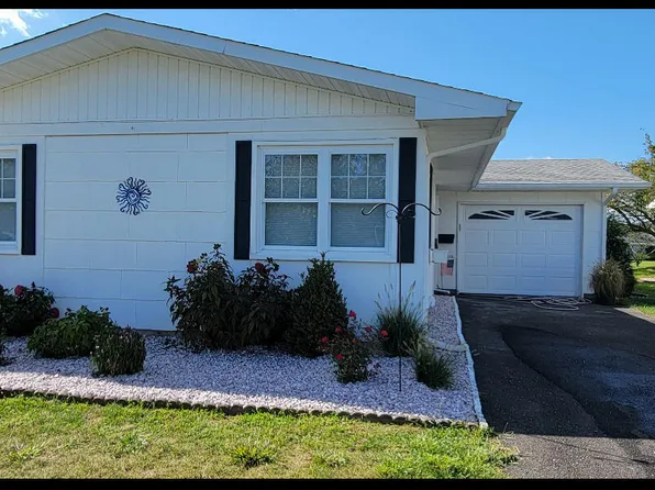 20 Lamb Road, Brick, NJ 08724