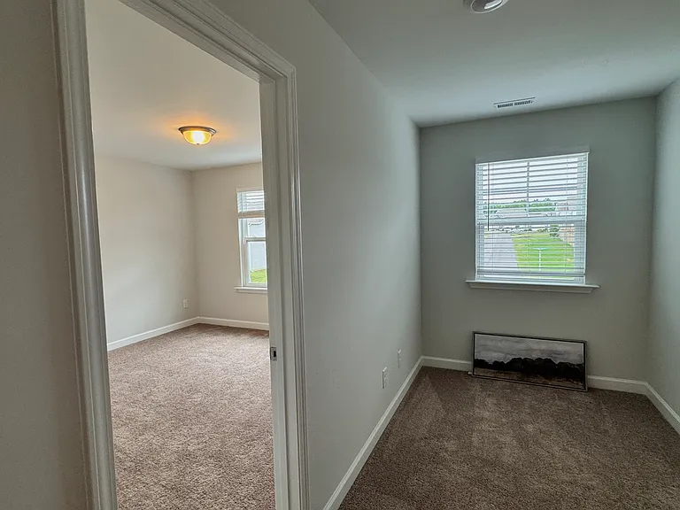 846 Barbour Farm Ln — Photo 21