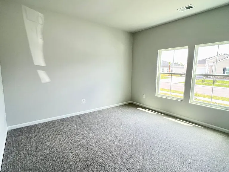 347 Fennec Loop — Photo 11