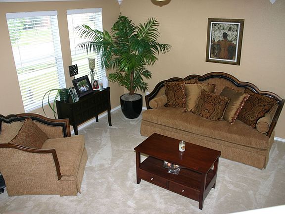 5th image of 5109 Cliff Oaks Dr