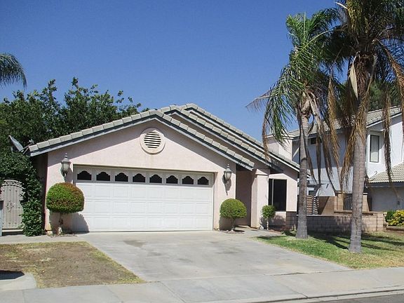 3rd image of 22692 Springdale Dr