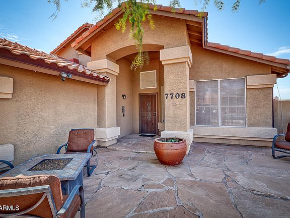3rd image of 7708 W CROCUS Drive