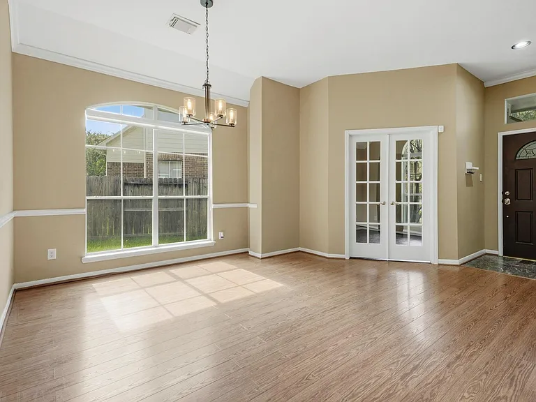1638 Almond Brook Ln — Photo 3