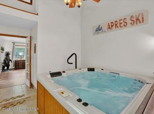 74 Mildred Dr, Gouldsboro, PA 18424