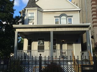 5300 N Winthrop Ave, Chicago, IL 60640