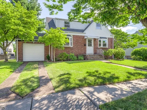 36 South Dr, Rochelle Park Twp., NJ 07662