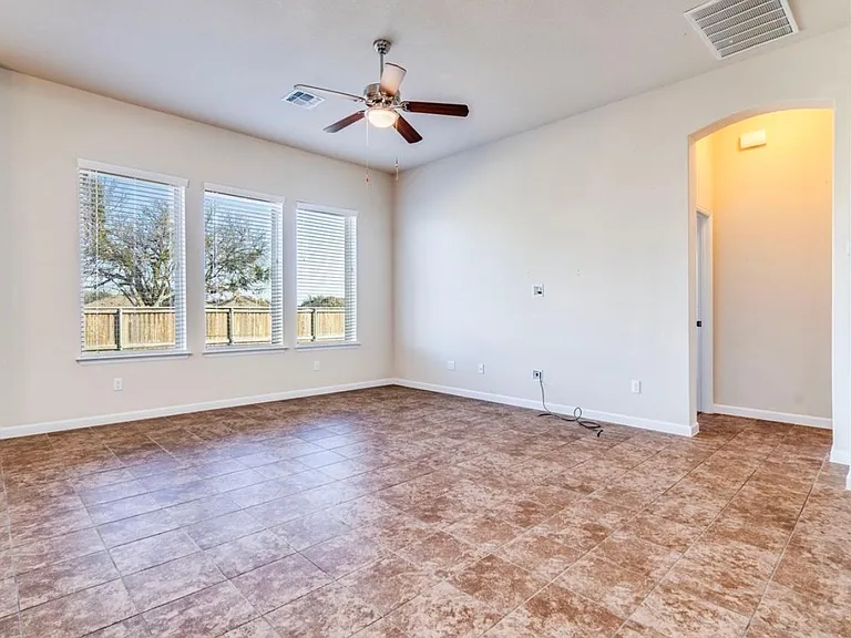 271 Bridgestone Way — Photo 13