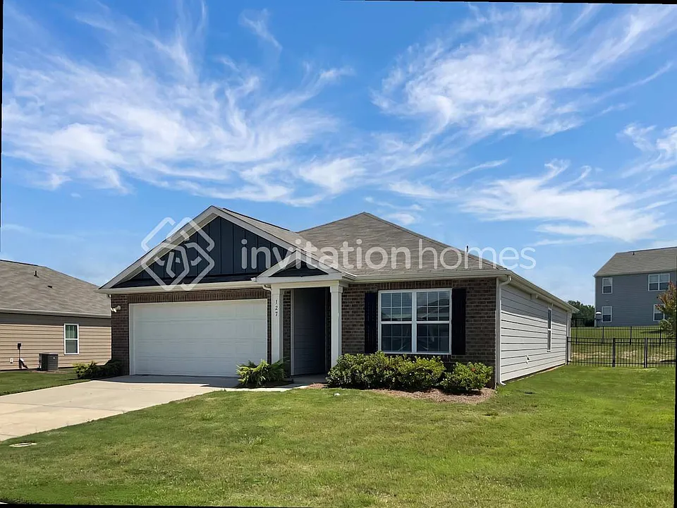 127 Cassius Dr