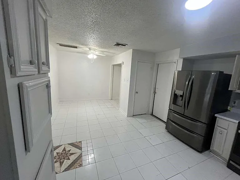 12915 Ashford Knoll Dr — Photo 10