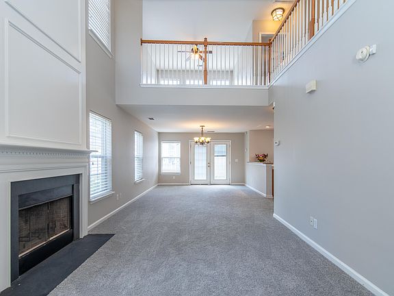 4th image of 4833 Shady Tree Ln