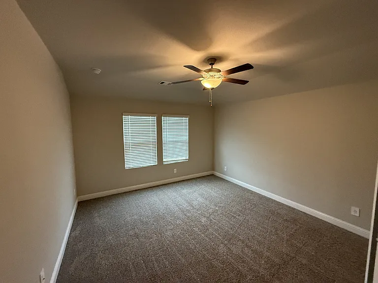 702 Williams Way — Photo 19