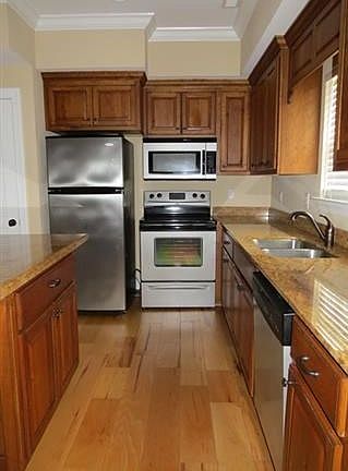 4th image of 1716 Professional Park Dr NW