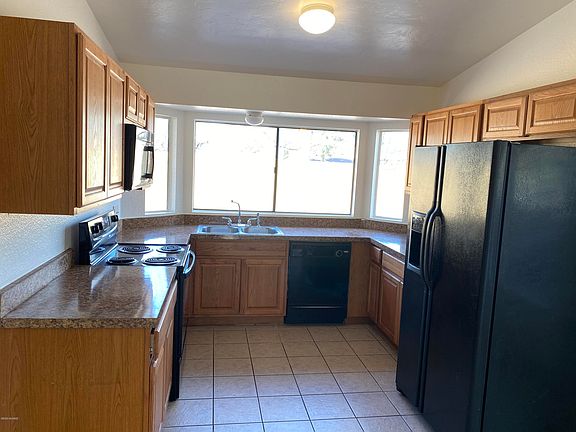 3rd image of 1708 W Pineriver Pl