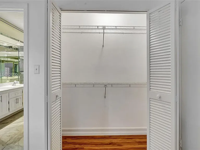 205 Dunwoody Ln #1785 — Photo 57