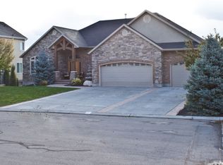 866 E Island Rd, Saratoga Springs, UT 84045