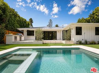 9342 Airdrome St, Los Angeles, CA 90035