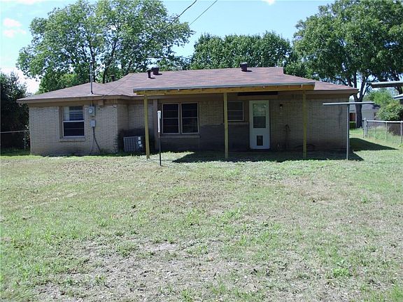 4th image of 713 Ala Dr