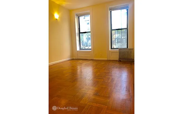 Rented by Douglas Elliman | media 21