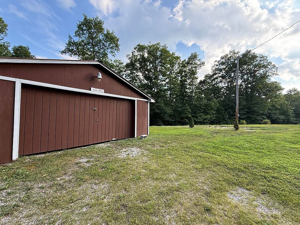 1st image of 305 Hunters Paradise Rd