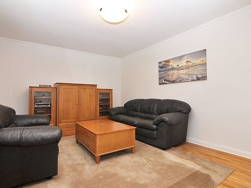 1st image of 21722 73rd Ave #1