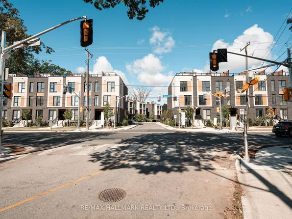 170 Clonmore Dr #13, Toronto, ON M1N 0B9