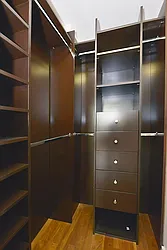 Rented by R New York