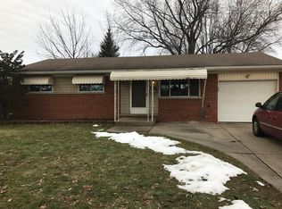 11645 Falcon Dr, Sterling Heights, MI 48313