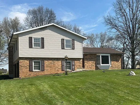 758 Oneida Dr, Springfield, OH 45502