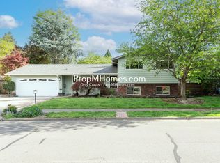 14320 SW 22nd St, Beaverton, OR 97008