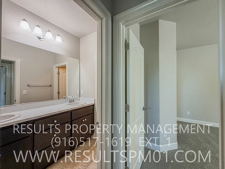 5043 Verona Dr — Photo 32