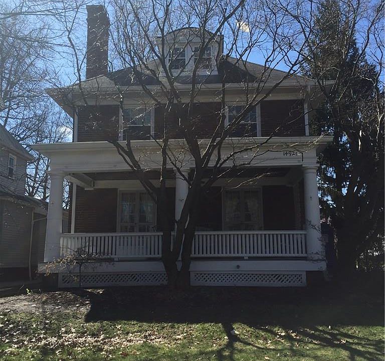 1st image of 14921 Clifton Blvd