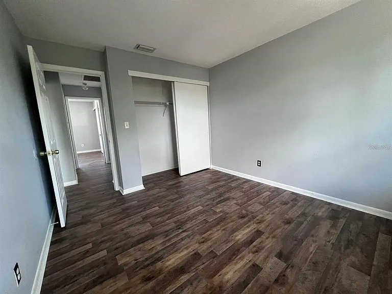 2072 Los Lomas Dr — Photo 15