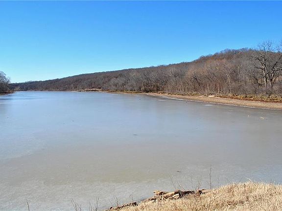 4th image of 390132 Highway 84