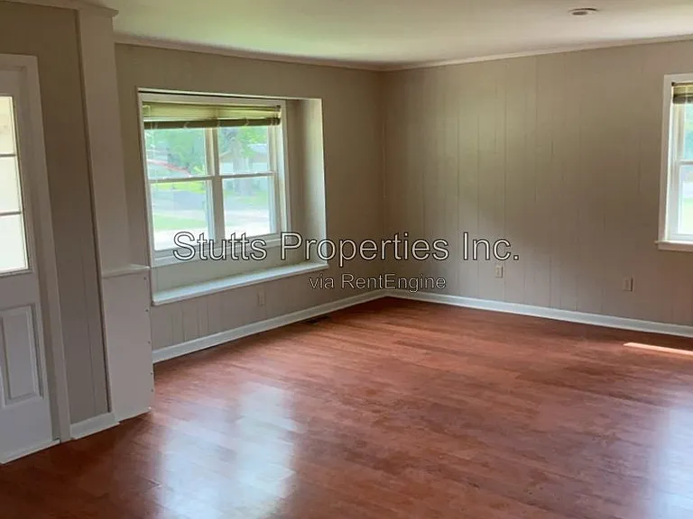 906 King Ave — Photo 20