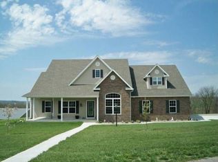 12222 Tuscany Lake Dr, Saint joseph, MO 64505