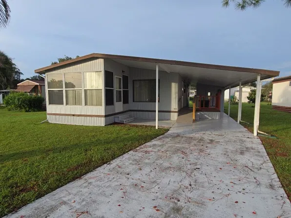 919 Debbie St #Bps051, Wildwood, FL 34785