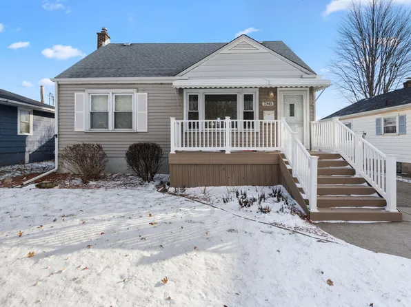 7345 Woodmar Ave, Hammond, IN 46323