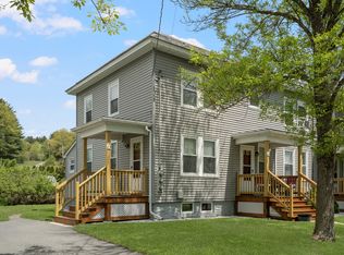 6 Boys Ave, Rogers, CT 06263