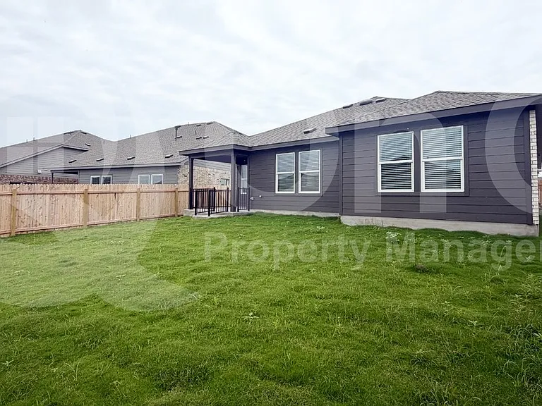17805 Wrens Nest Way — Photo 22