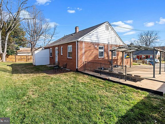 4th image of 1811 Olmstead Dr