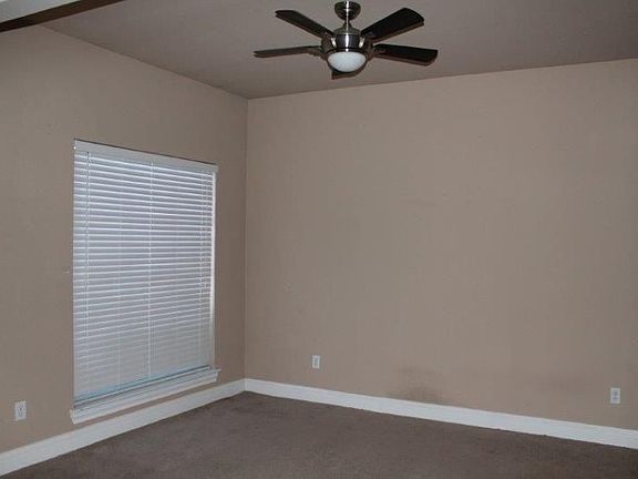 2nd image of 6062 Majestic Ln