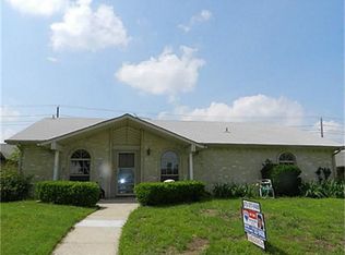 1432 Applegate Dr, Lewisville, TX 75067