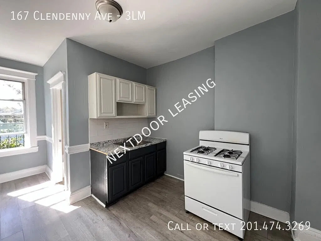 167 Clendenny Ave — Photo 2