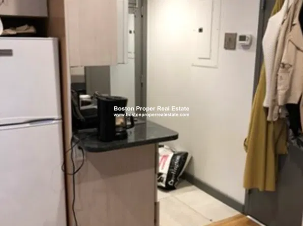 144 Bowdoin St, Boston, MA