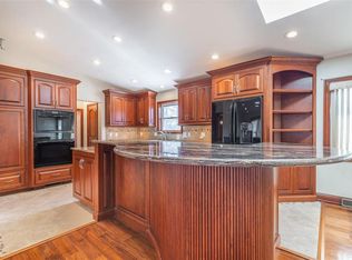 1528 Sunset Dr, Poplar Bluff, MO 63901