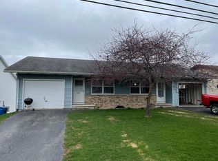1512 N 2nd St #1514, Watertown, WI 53098