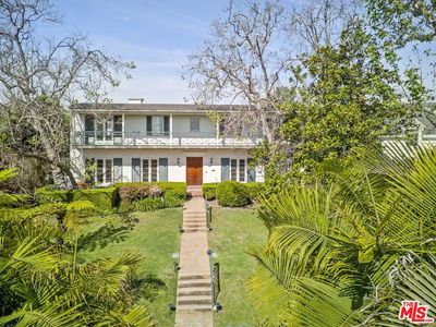 319 Dalkeith Ave, Los Angeles, CA, 90049