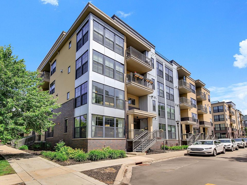 1st image of 820 Emerald St APT 117